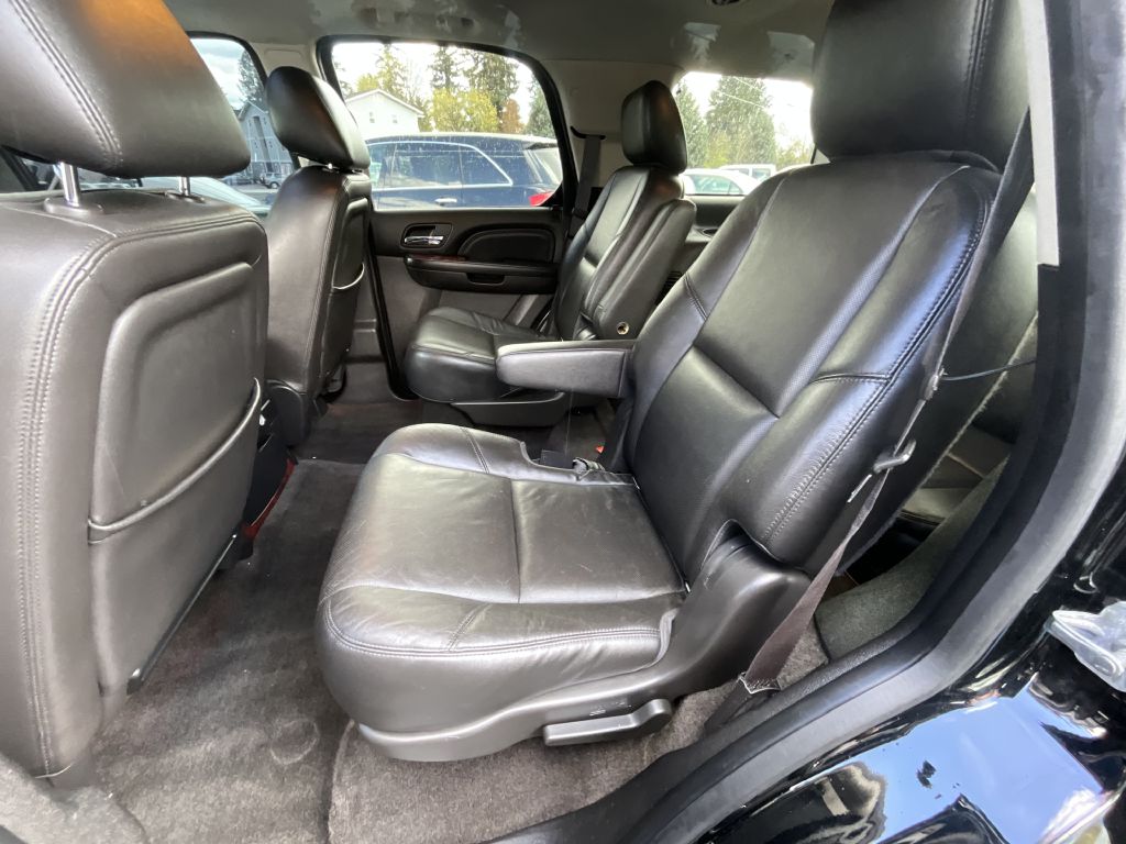Photo 14 of this CADILLAC ESCALADE