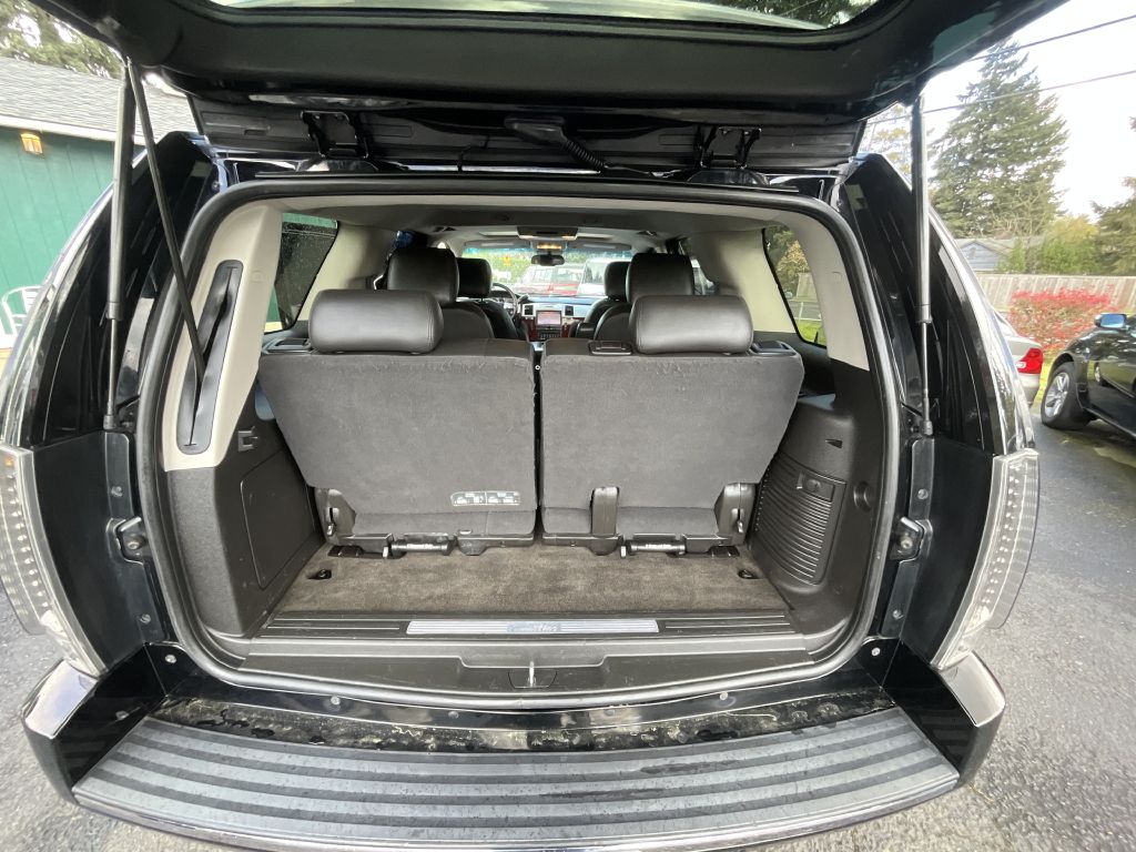 Photo 16 of this CADILLAC ESCALADE