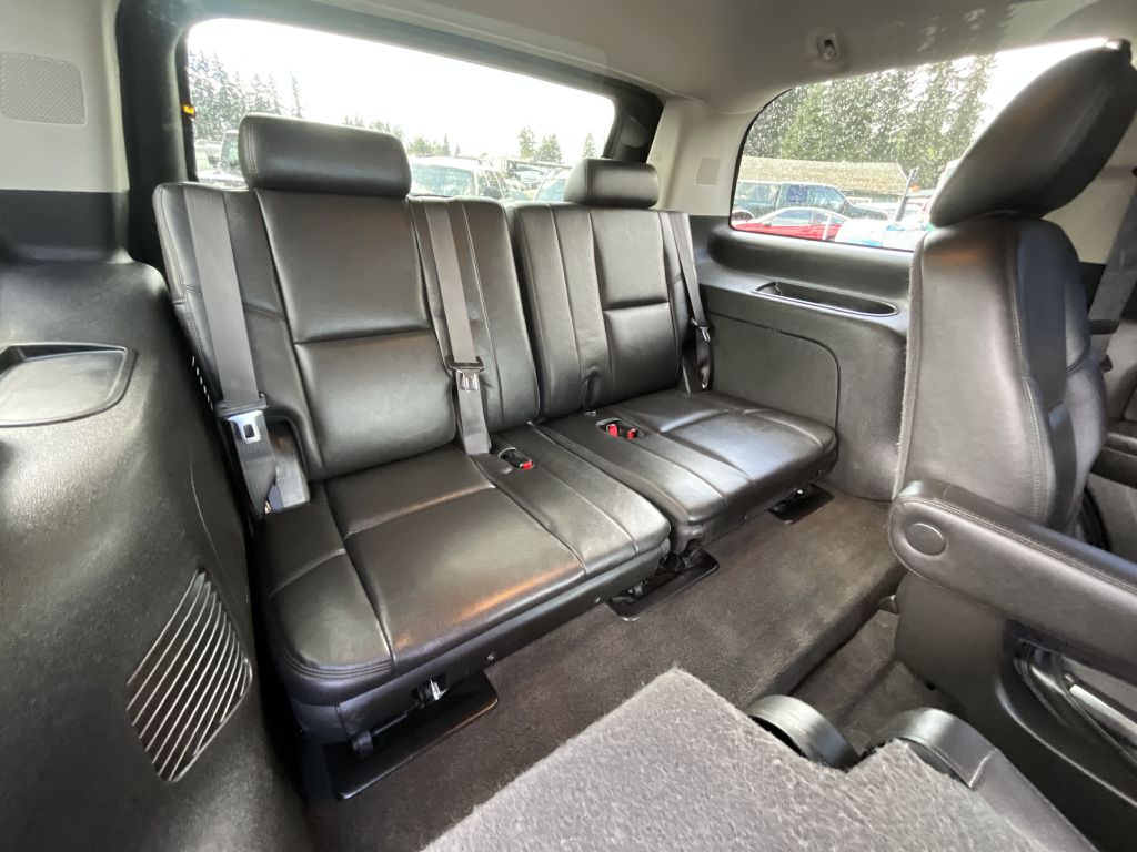 Photo 17 of this CADILLAC ESCALADE