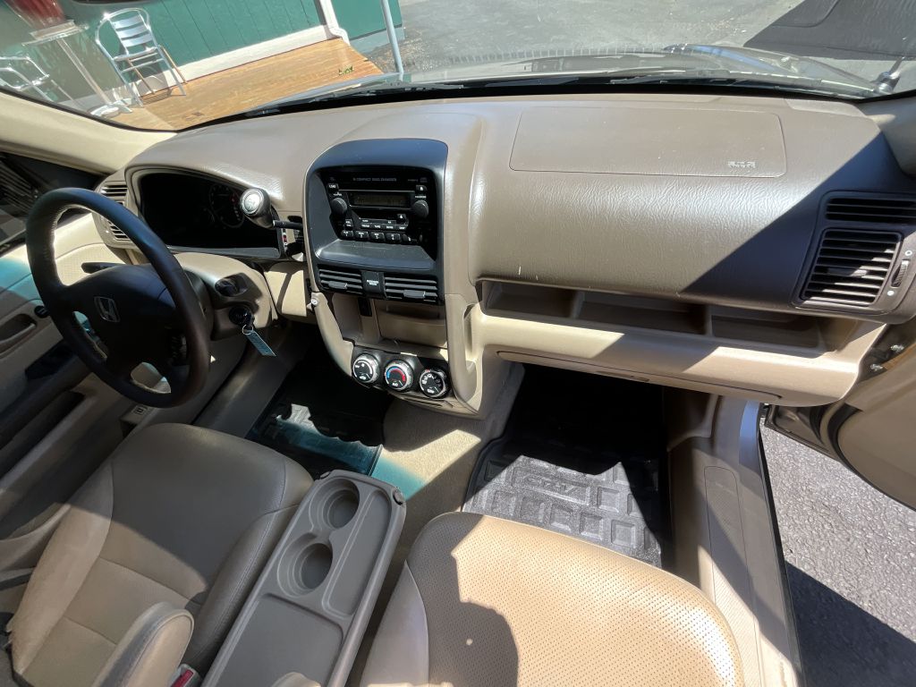 Photo 17 of this HONDA CR-V