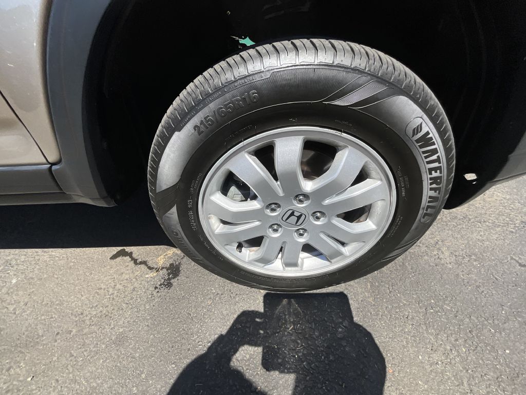 Photo 18 of this HONDA CR-V