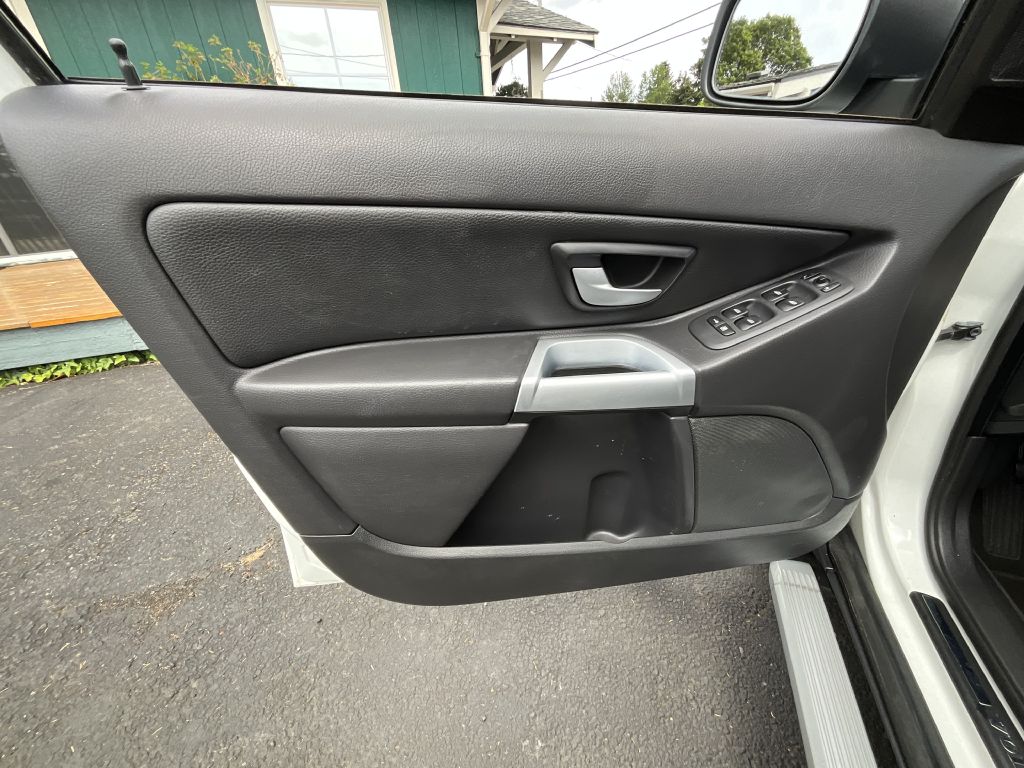 Photo 7 of this VOLVO XC90