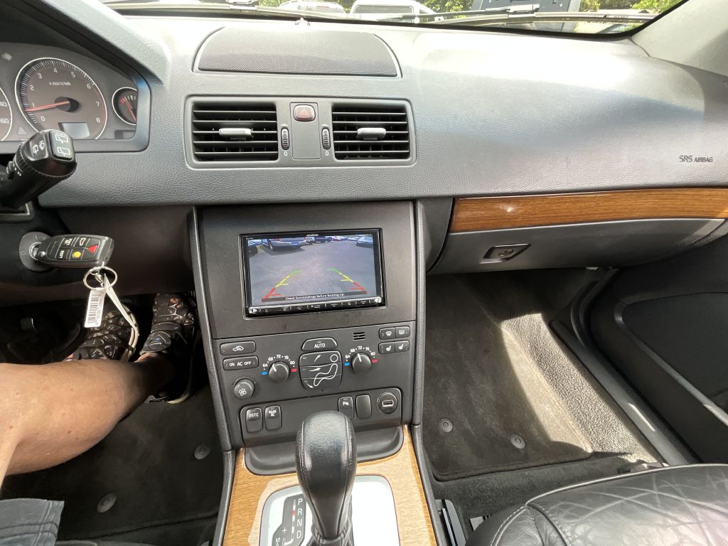 Photo 11 of this VOLVO XC90