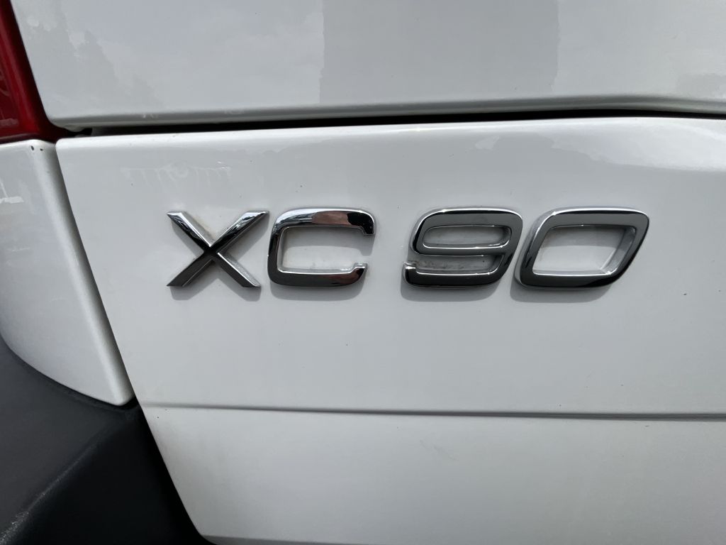 Photo 19 of this VOLVO XC90