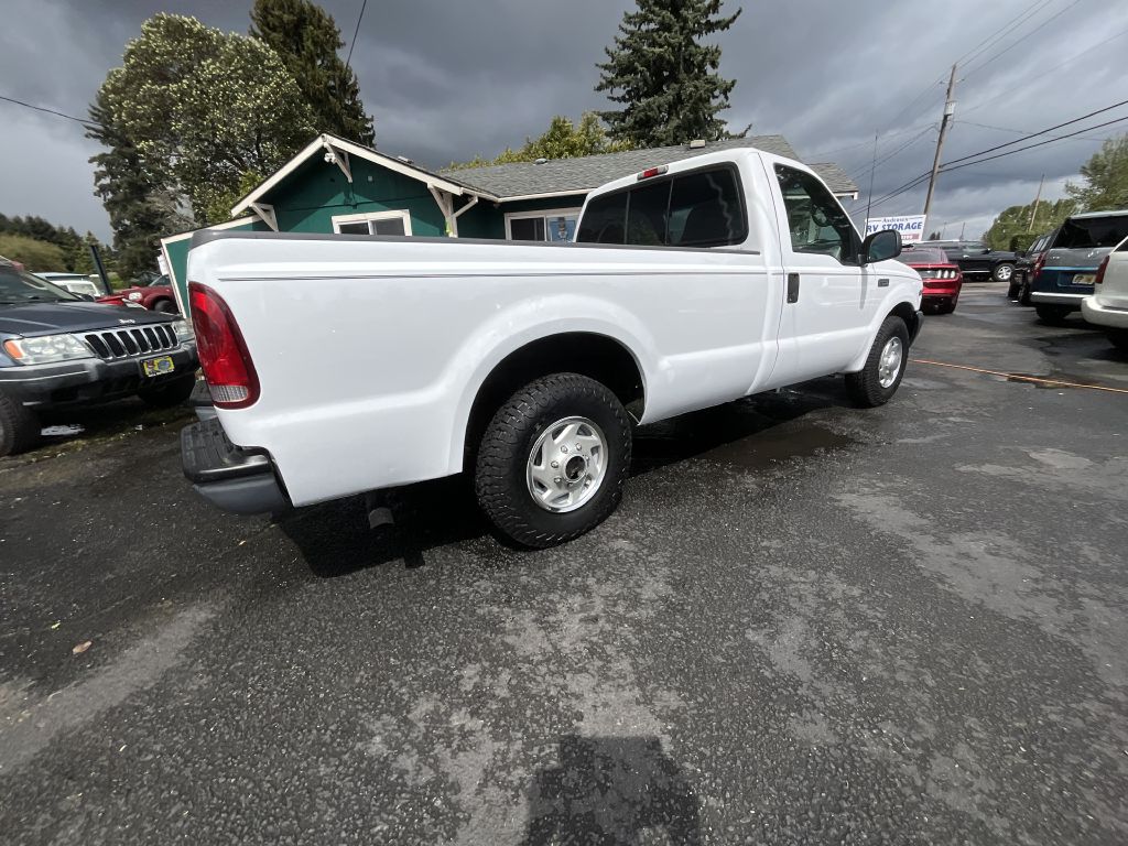 Photo 4 of this FORD F250 XL
