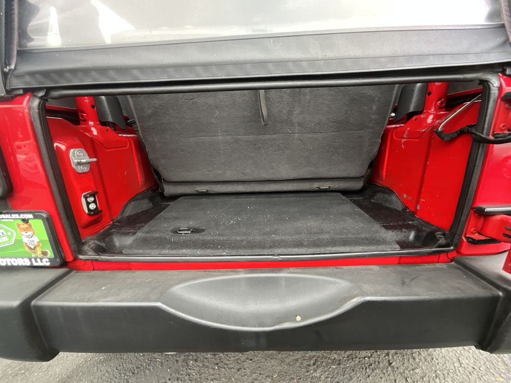 Photo 14 of this JEEP WRANGLER