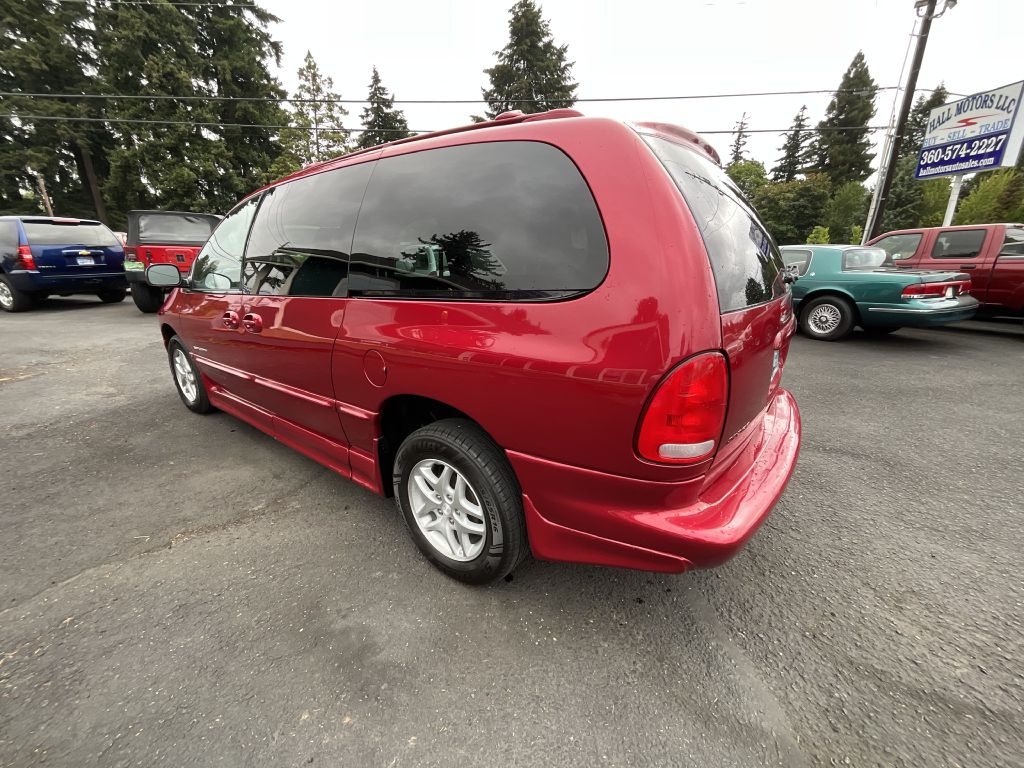 Photo 6 of this DODGE GRAND CARAVAN
