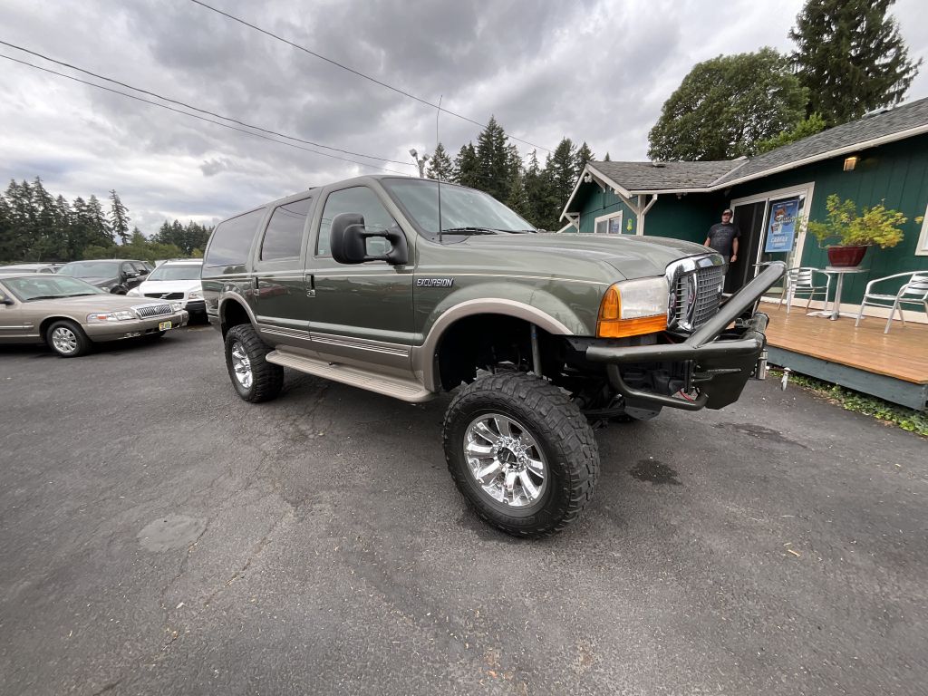 Photo 3 of this FORD EXCURSION