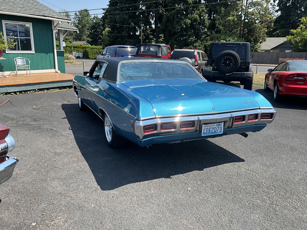 Photo 2 of this CHEVROLET IMPALA