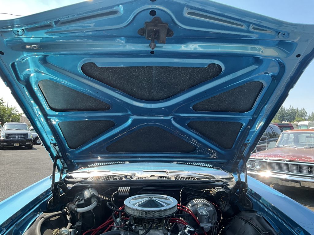 Photo 7 of this CHEVROLET IMPALA