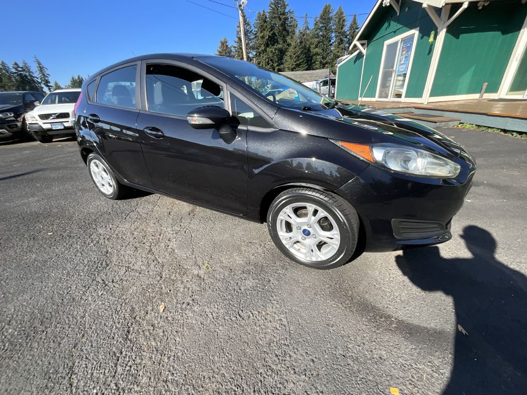 Photo 3 of this FORD FIESTA