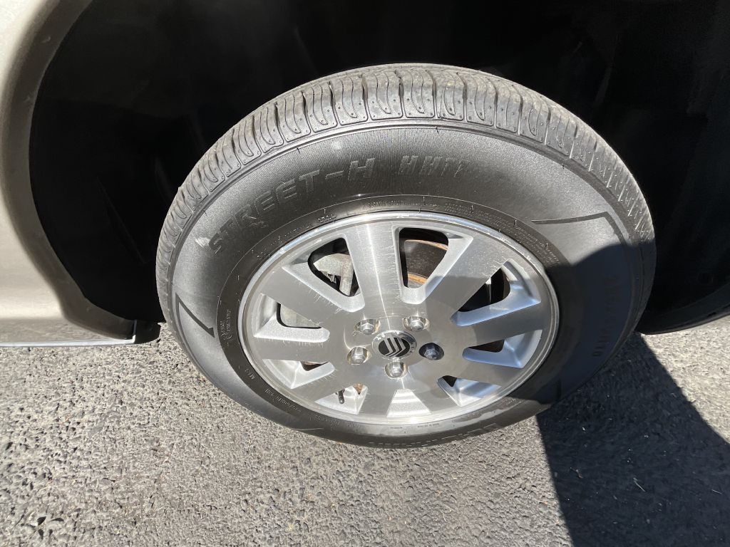 Photo 19 of this MERCURY GRAND MARQUIS