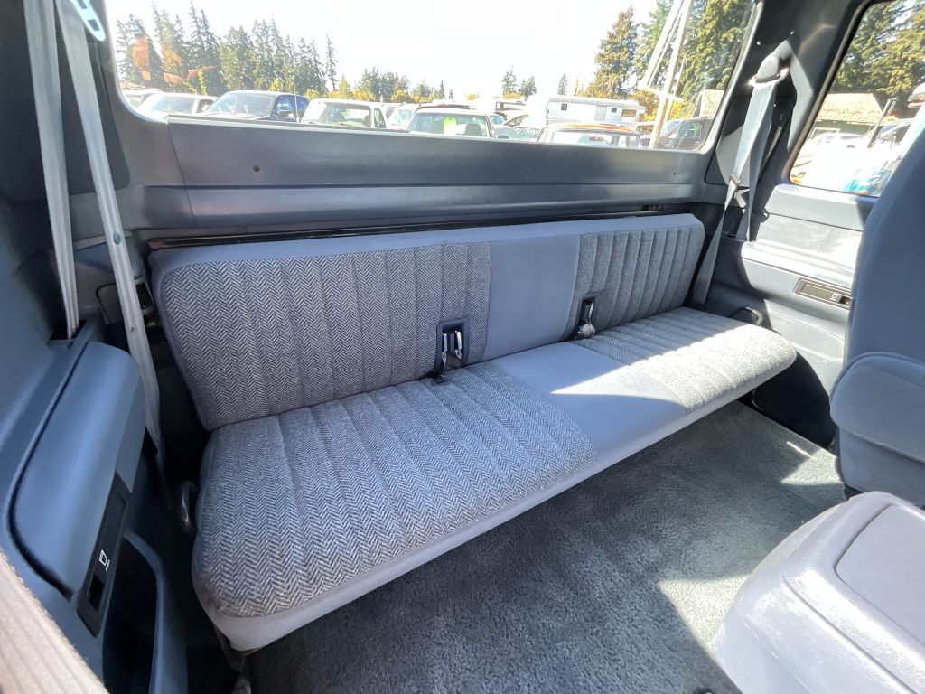 Photo 15 of this FORD F350 XLT