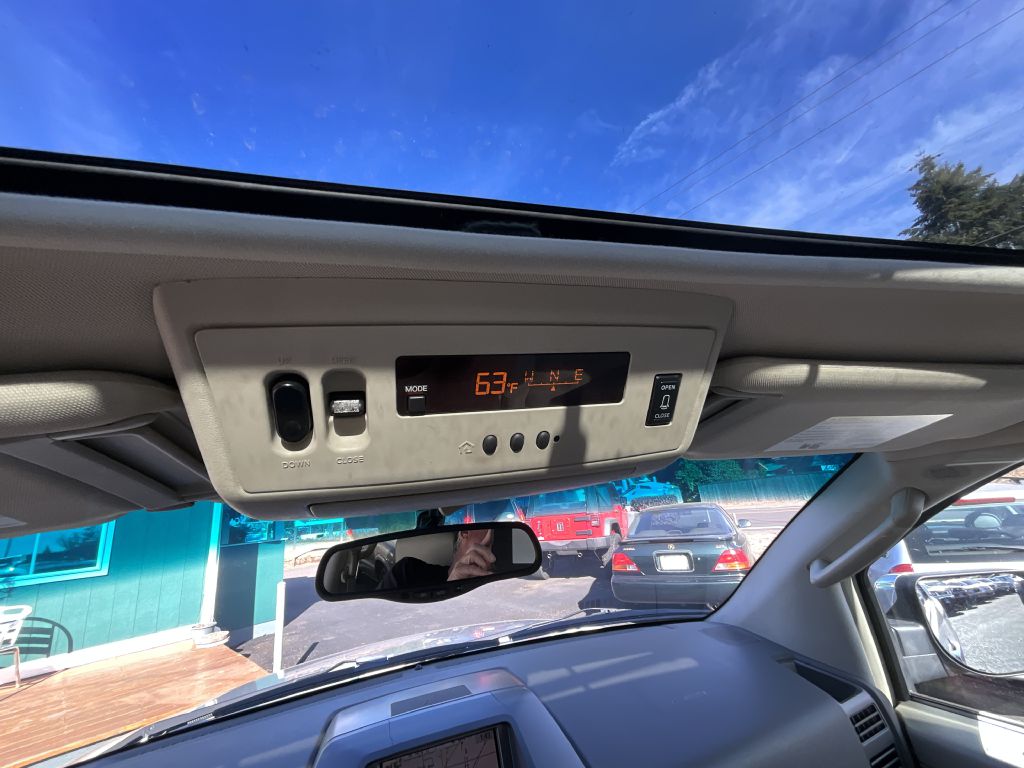 Photo 13 of this INFINITI QX56
