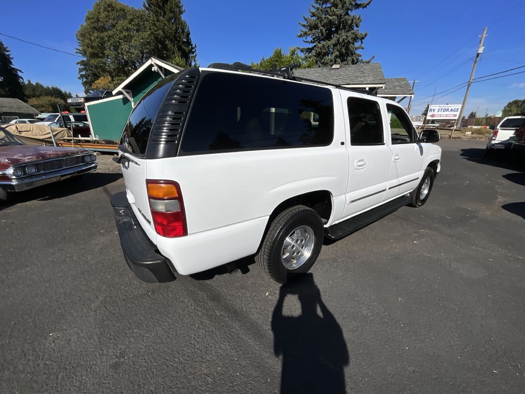 Photo 4 of this CHEVROLET SUBURBAN