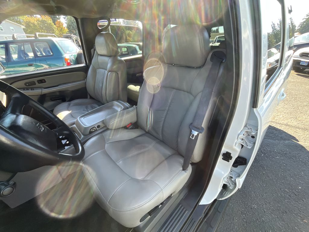 Photo 8 of this CHEVROLET SUBURBAN
