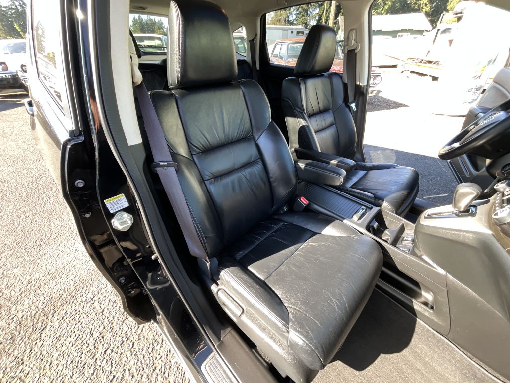 Photo 17 of this HONDA CR-V