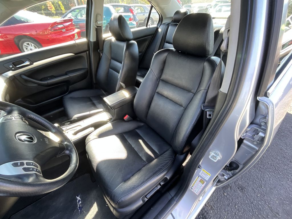 Photo 8 of this ACURA TSX