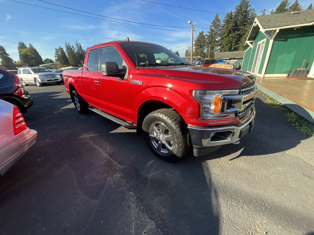 Photo 3 of this FORD F150 XLT
