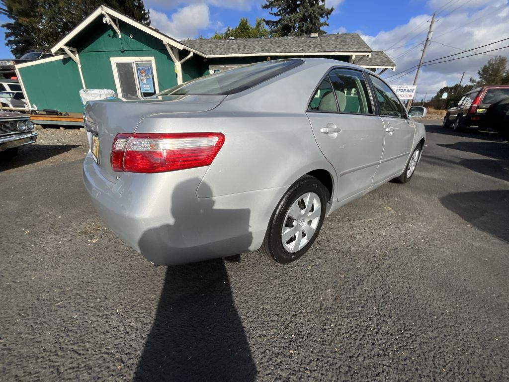 Photo 4 of this TOYOTA CAMRY LE