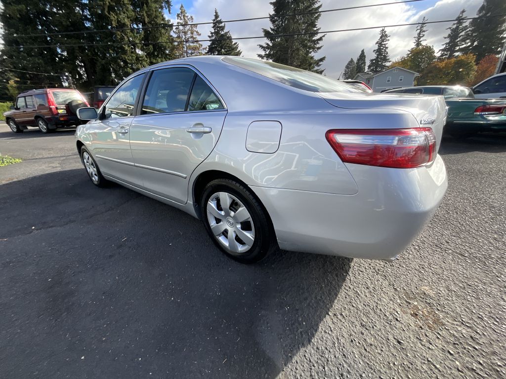 Photo 6 of this TOYOTA CAMRY LE