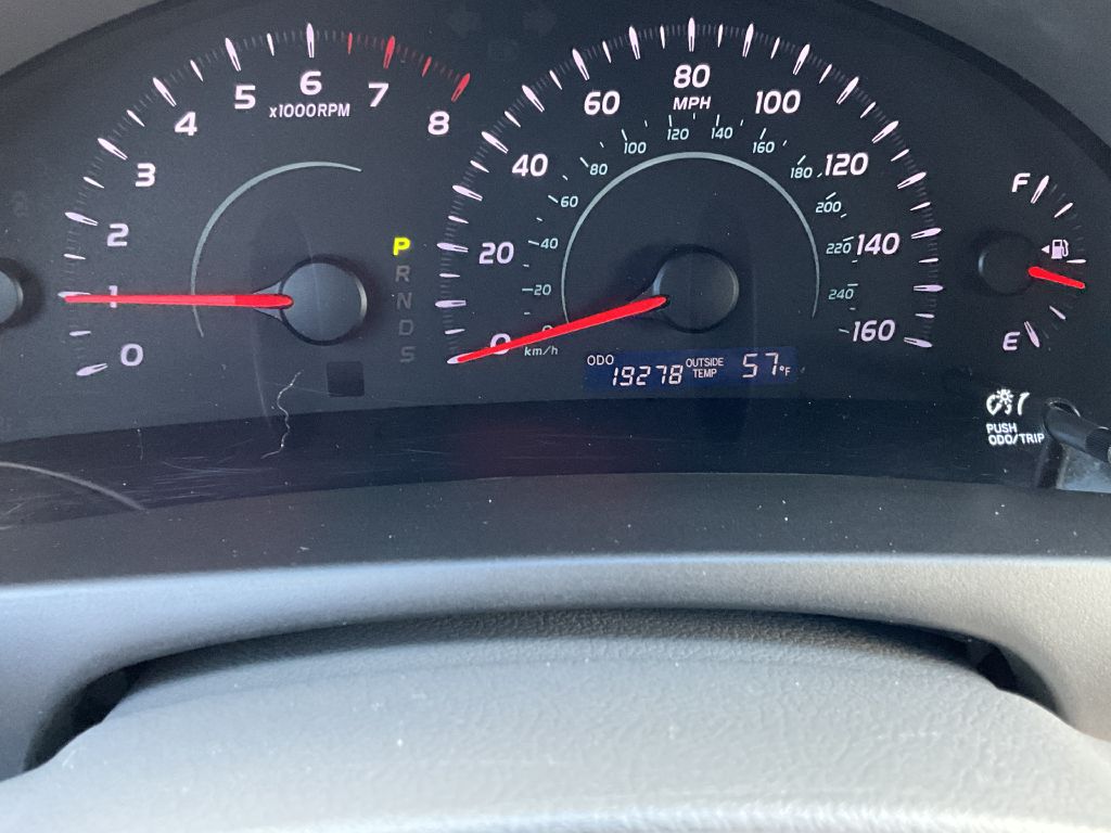 Photo 10 of this TOYOTA CAMRY LE