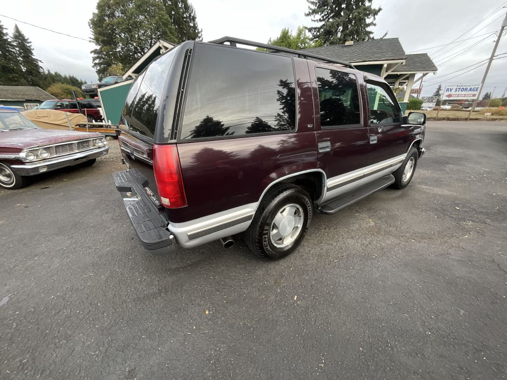 Photo 4 of this GMC YUKON SLT