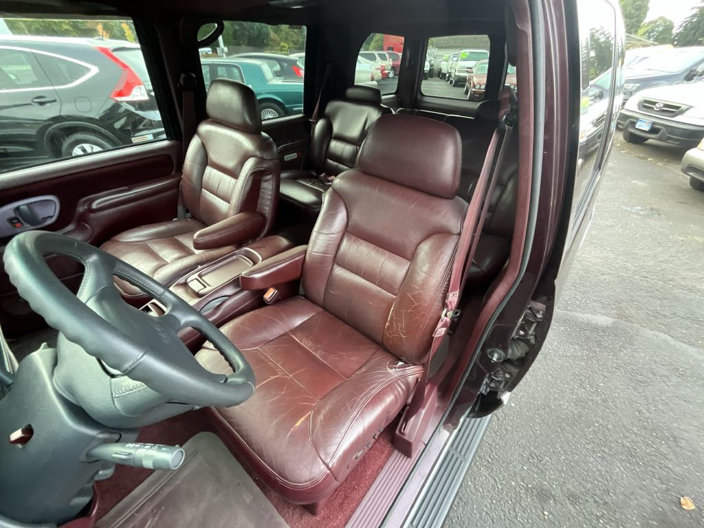 Photo 8 of this GMC YUKON SLT
