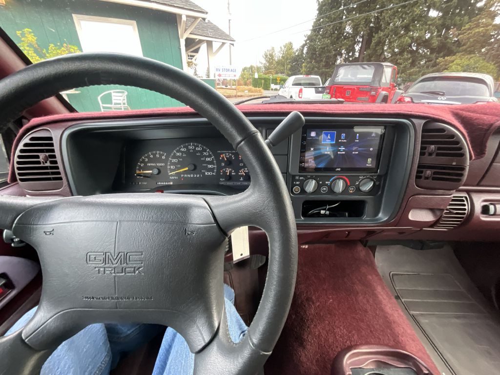 Photo 9 of this GMC YUKON SLT