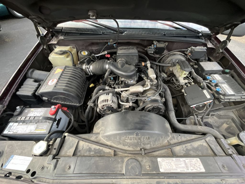 Photo 19 of this GMC YUKON SLT