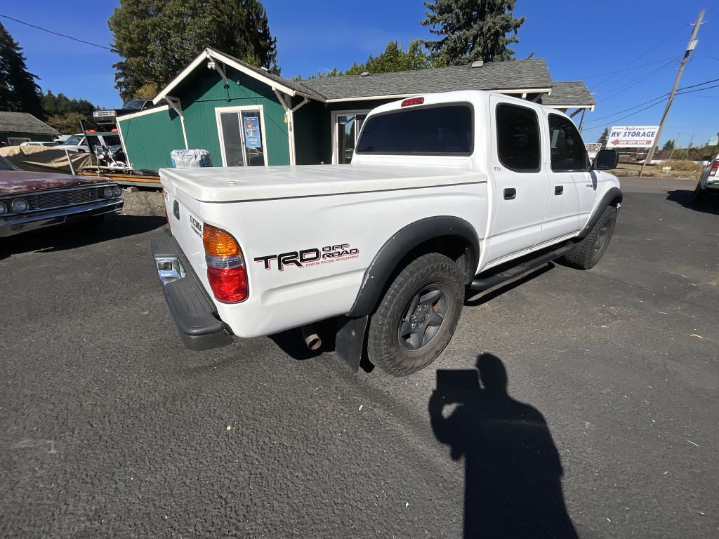 Photo 4 of this TOYOTA TACOMA SR5