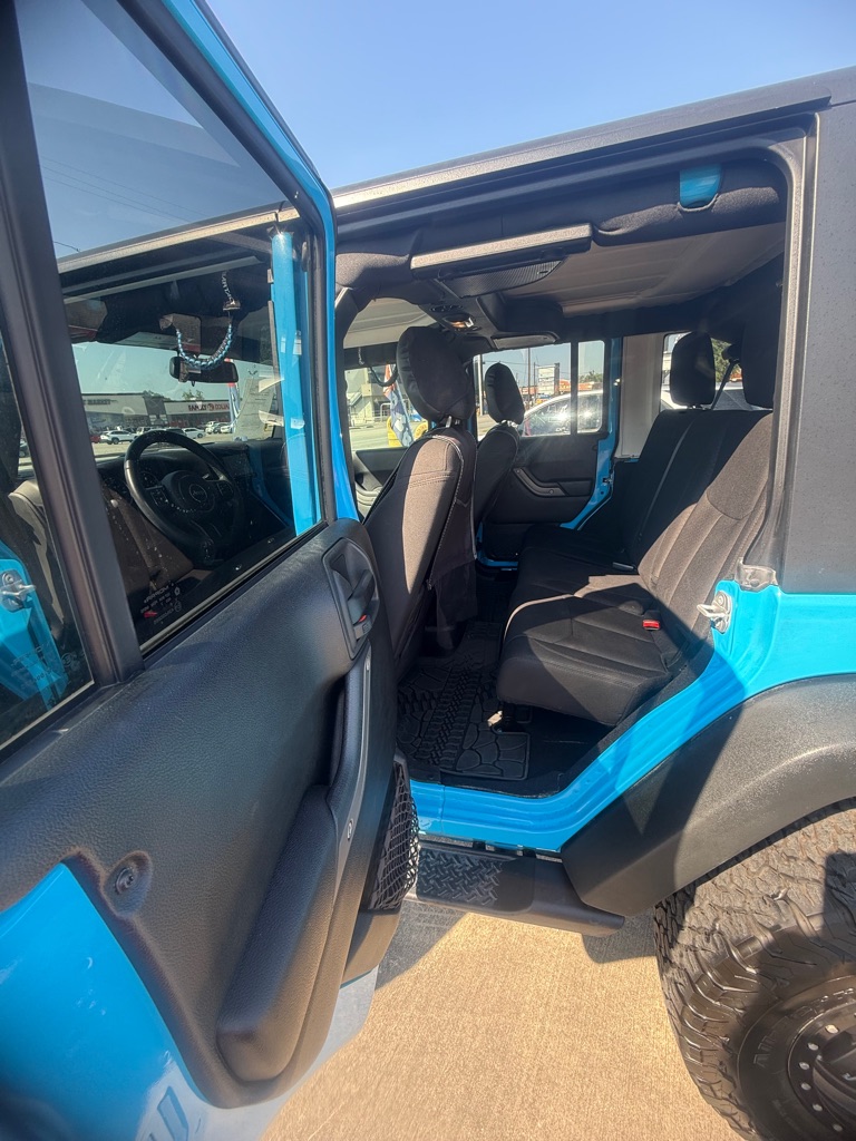 Photo 4 of this JEEP WRANGLER UNLIMI