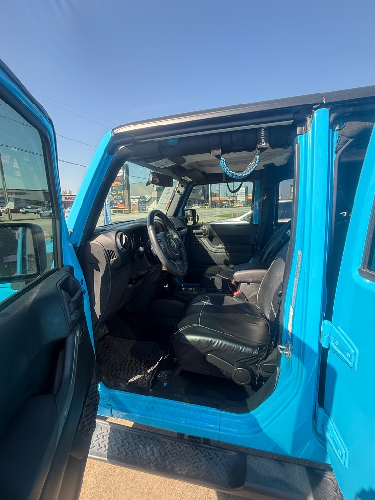 Photo 5 of this JEEP WRANGLER UNLIMI