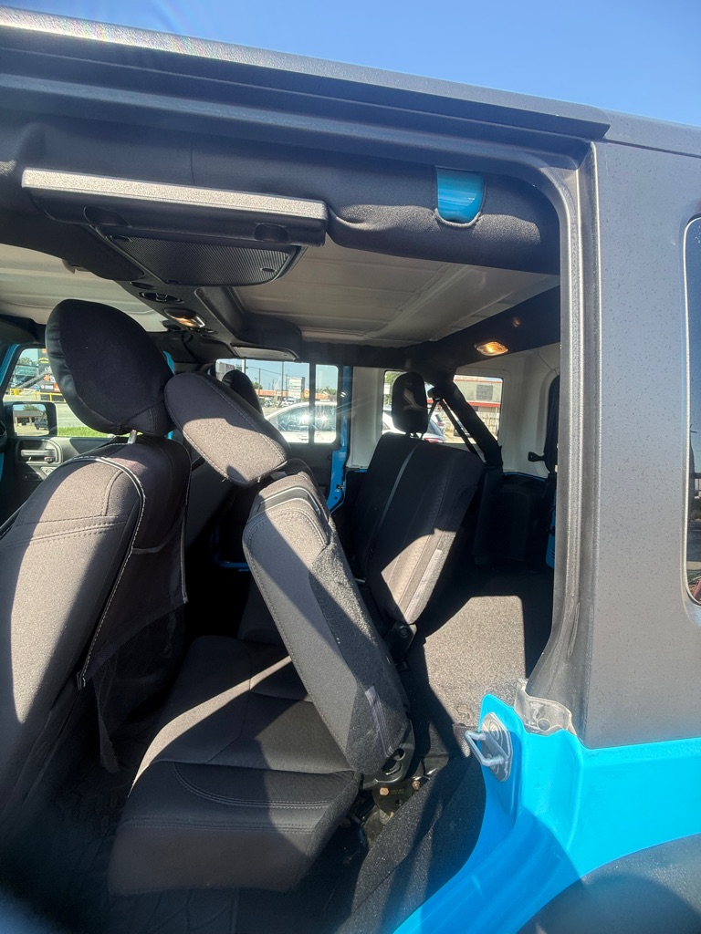 Photo 6 of this JEEP WRANGLER UNLIMI