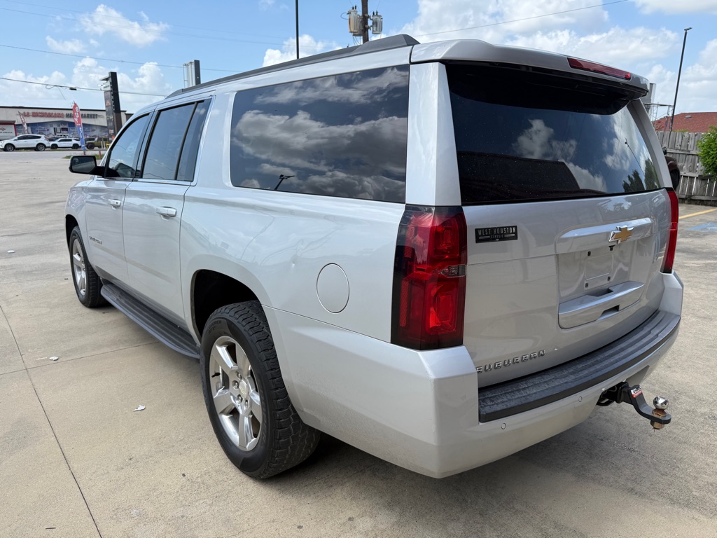 Photo 3 of this CHEVROLET SUBURBAN