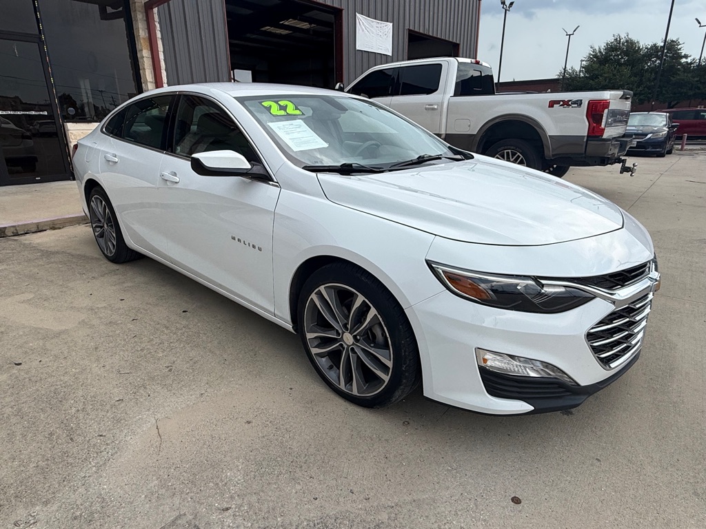 Photo 2 of this CHEVROLET MALIBU