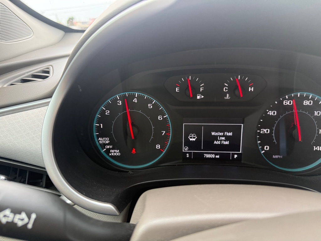 Photo 9 of this CHEVROLET MALIBU