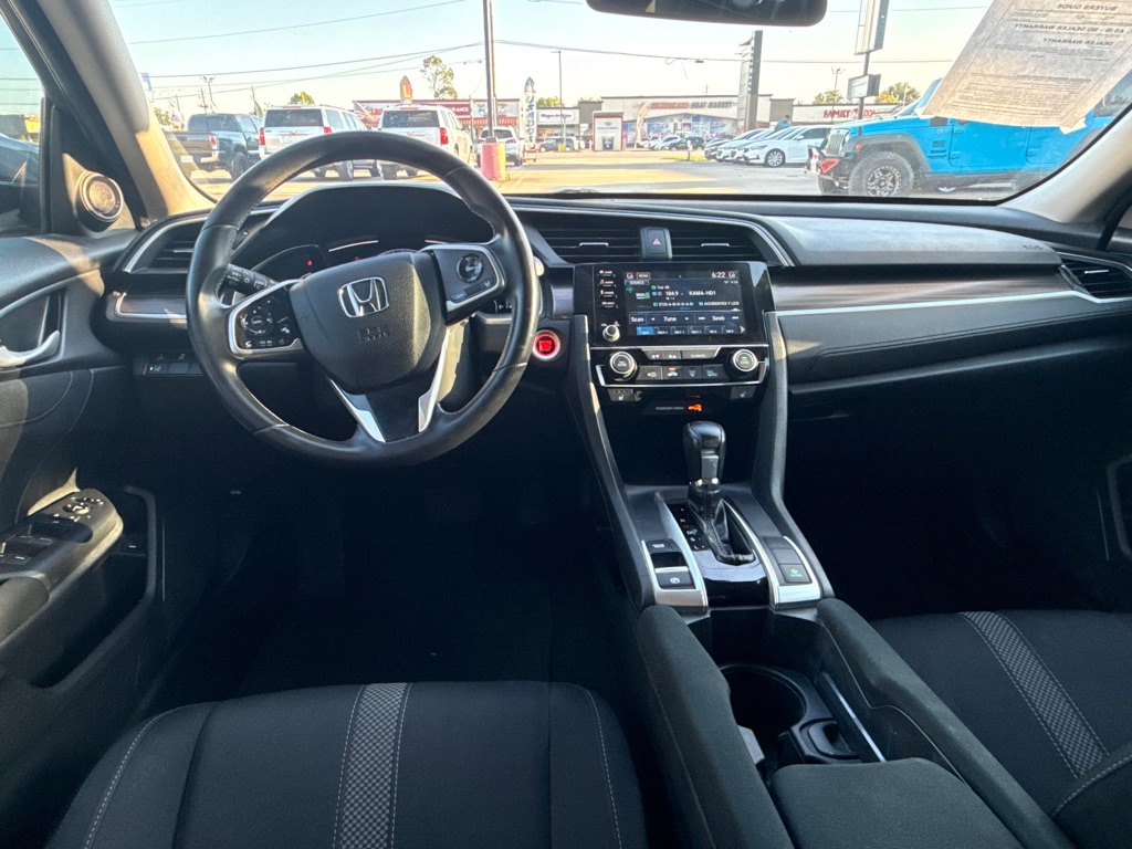 Photo 5 of this HONDA CIVIC