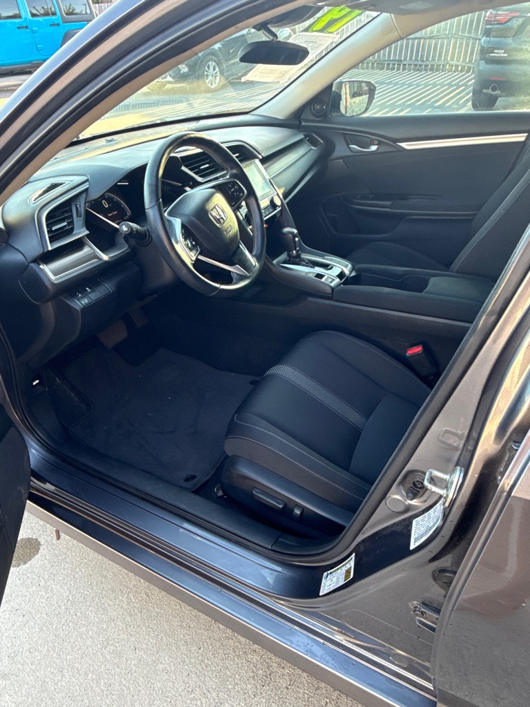 Photo 4 of this HONDA CIVIC