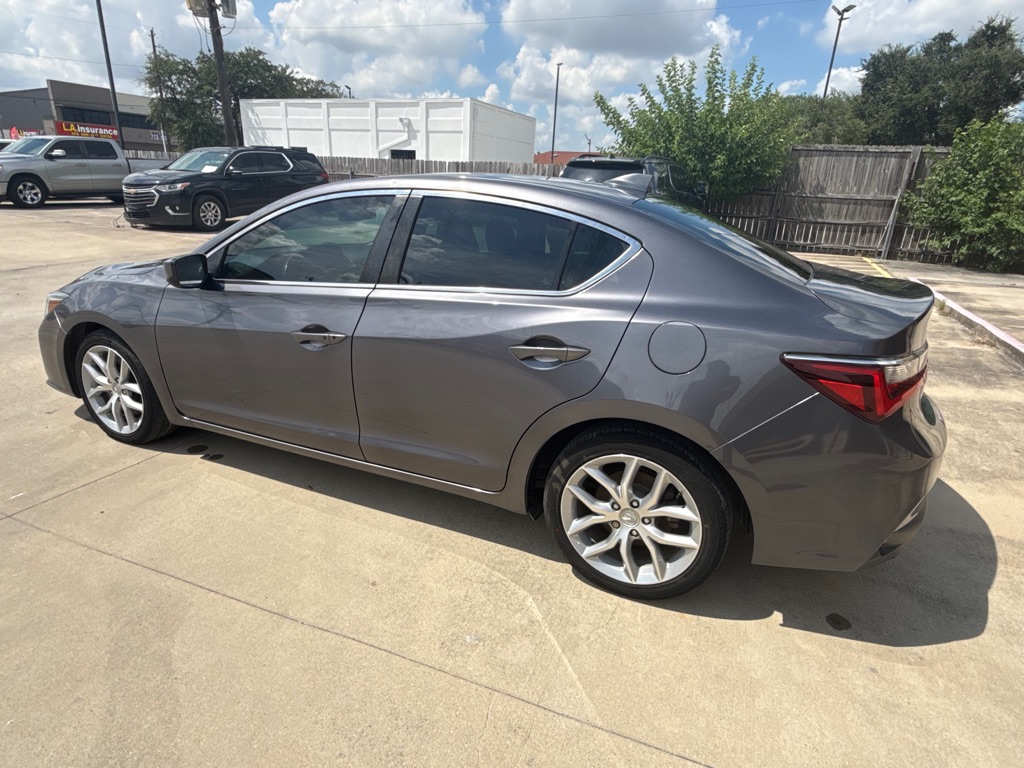 Photo 8 of this ACURA ILX