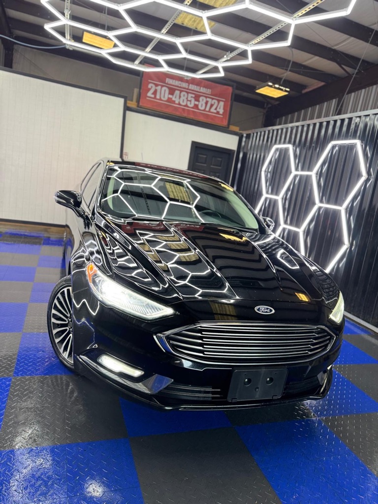 Photo 7 of this FORD FUSION