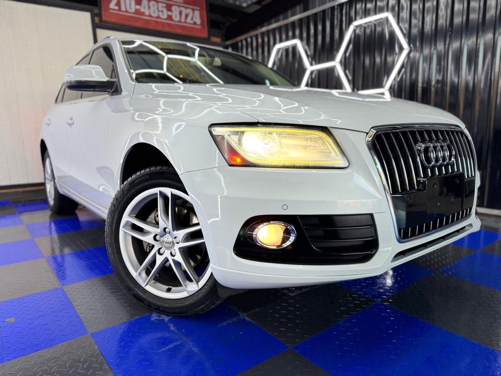 Photo 3 of this AUDI Q5