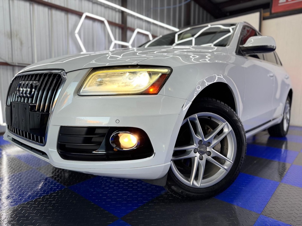 Photo 8 of this AUDI Q5