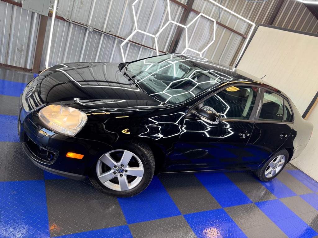 Photo 11 of this VOLKSWAGEN JETTA