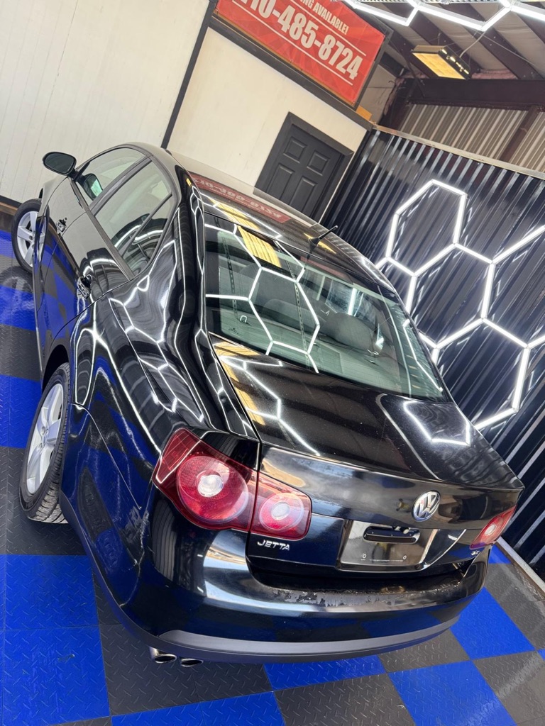 Photo 29 of this VOLKSWAGEN JETTA