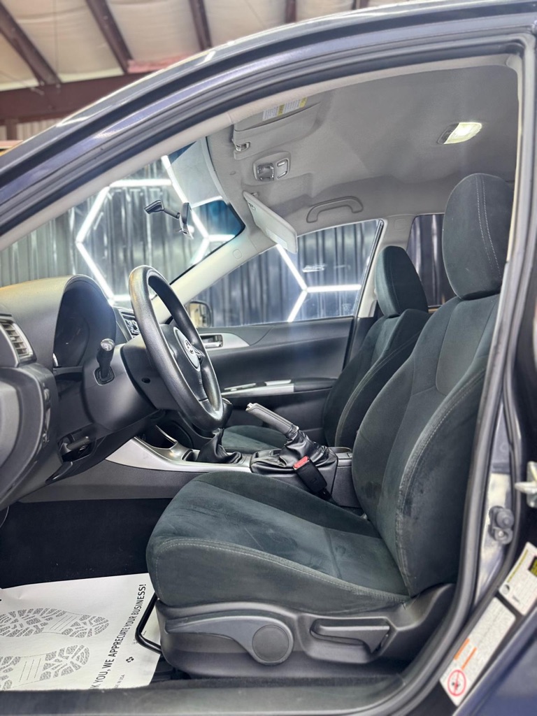 Photo 17 of this SUBARU IMPREZA