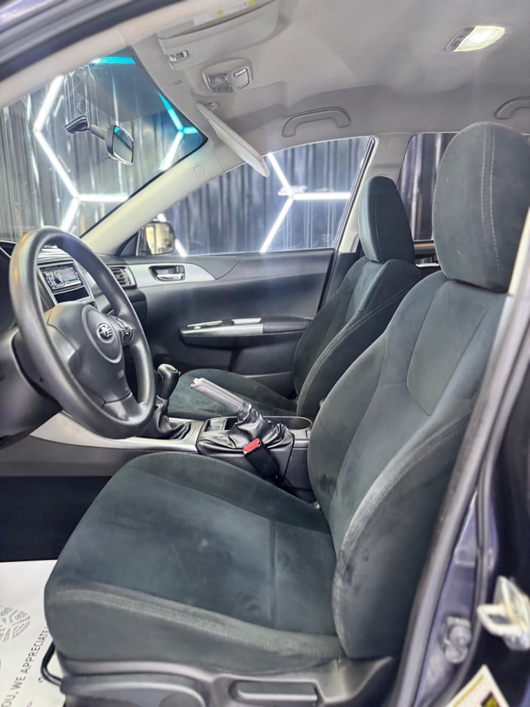 Photo 16 of this SUBARU IMPREZA