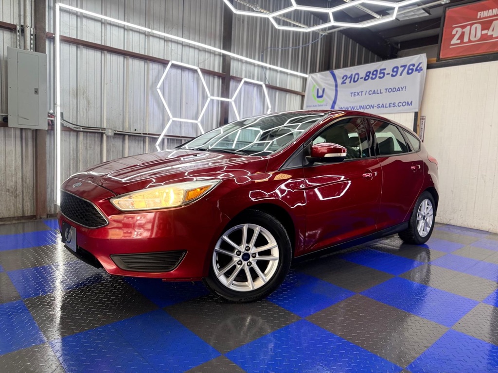 Photo 11 of this FORD FOCUS