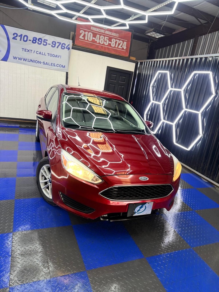 Photo 4 of this FORD FOCUS