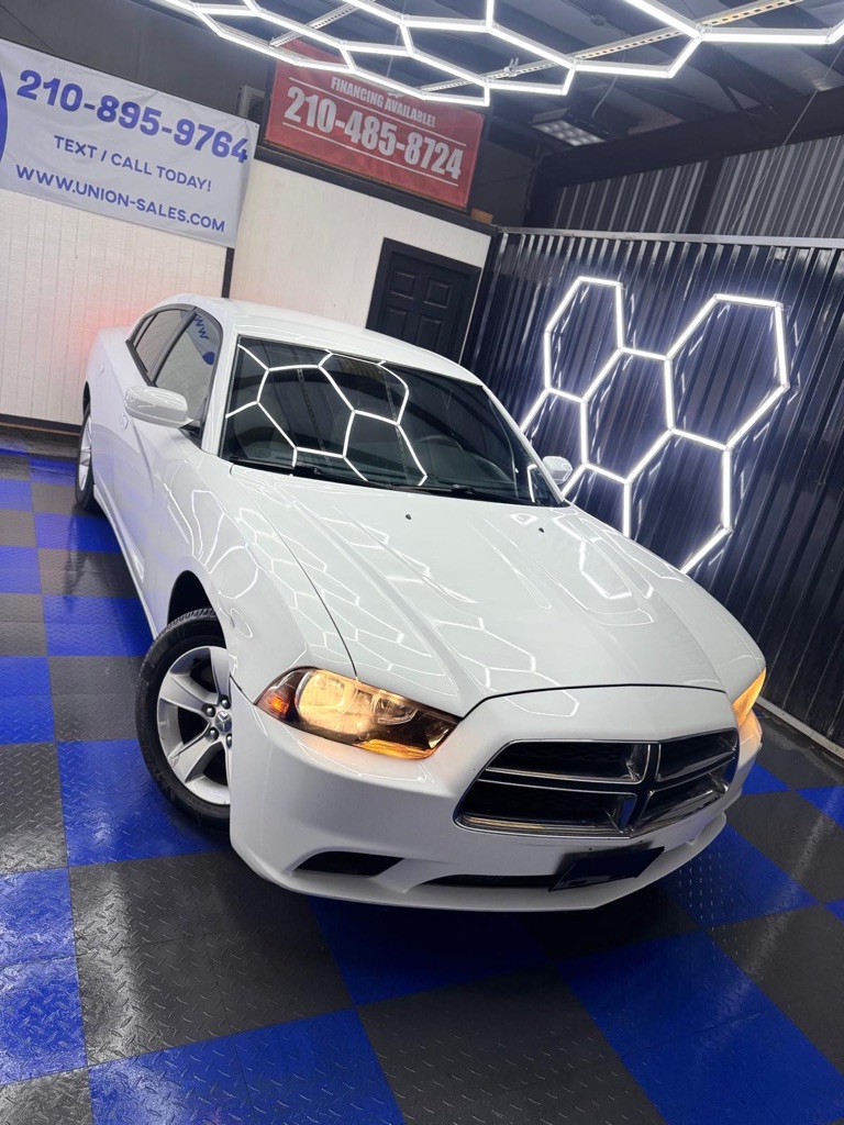 Photo 5 of this DODGE CHARGER